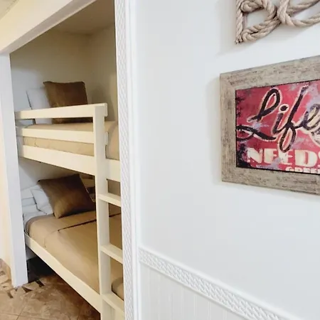 Moondrifter 803 Beach Front Condo 2Bd 2Ba